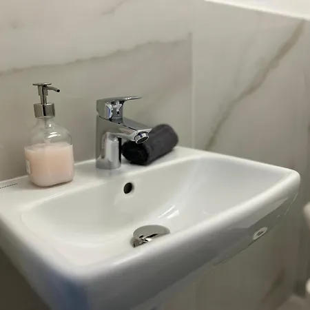 Apartament Dingi 104